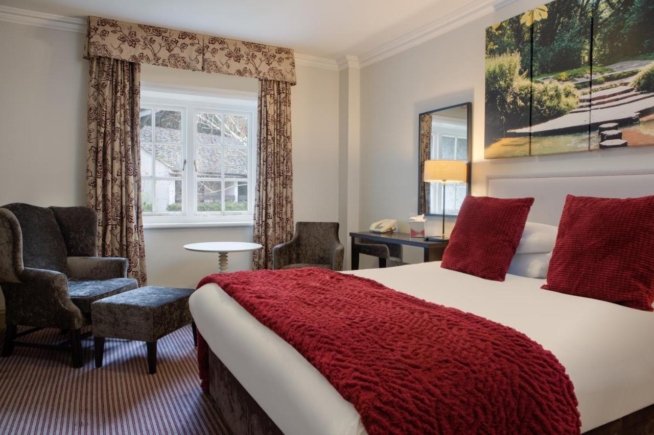 Sunday Box Hill Burford Bridge Hotel Dorking Ngoại thất bức ảnh