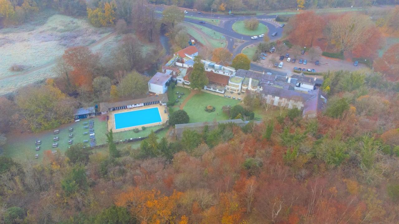 Sunday Box Hill Burford Bridge Hotel Dorking Ngoại thất bức ảnh