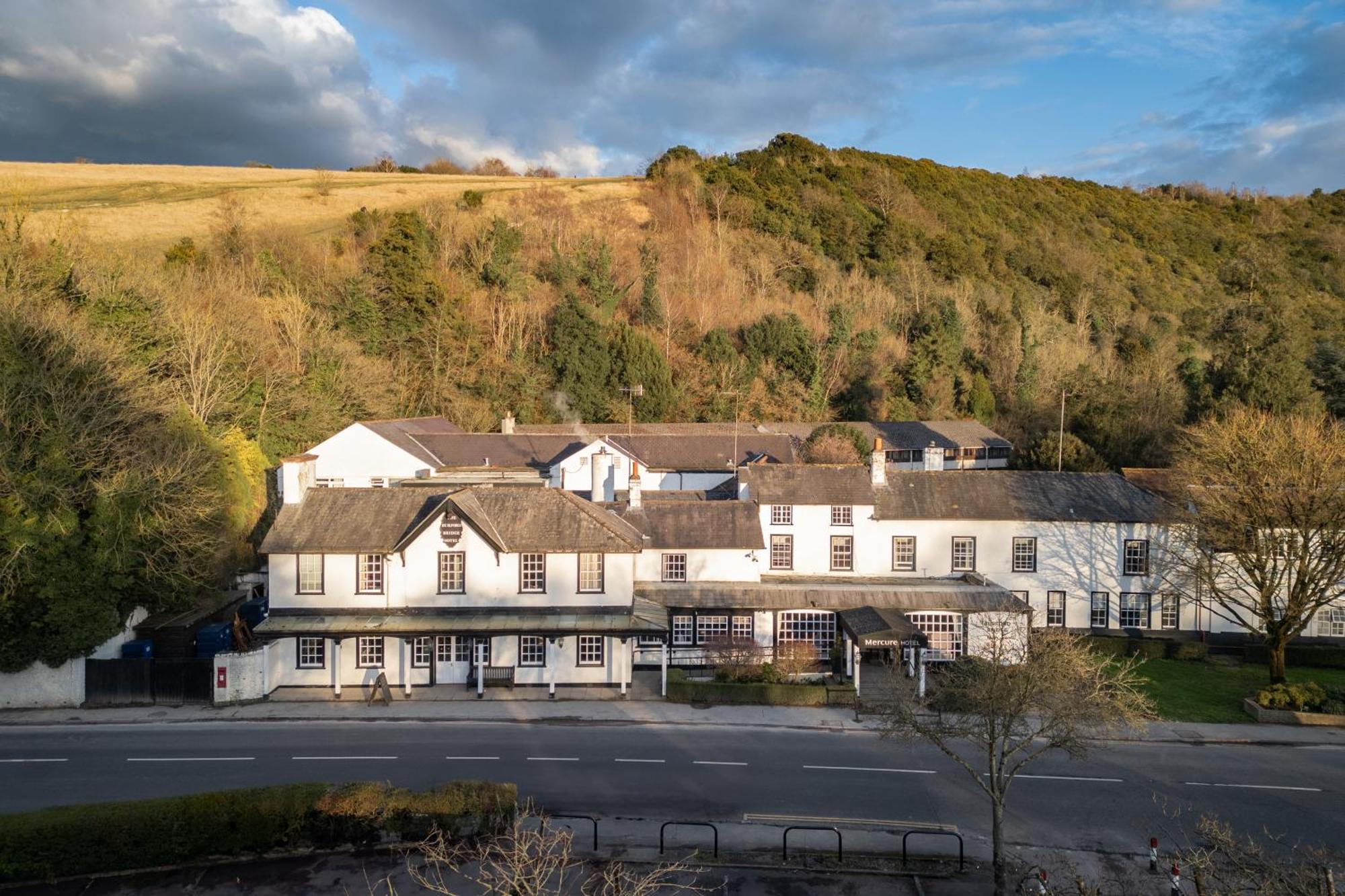 Sunday Box Hill Burford Bridge Hotel Dorking Ngoại thất bức ảnh