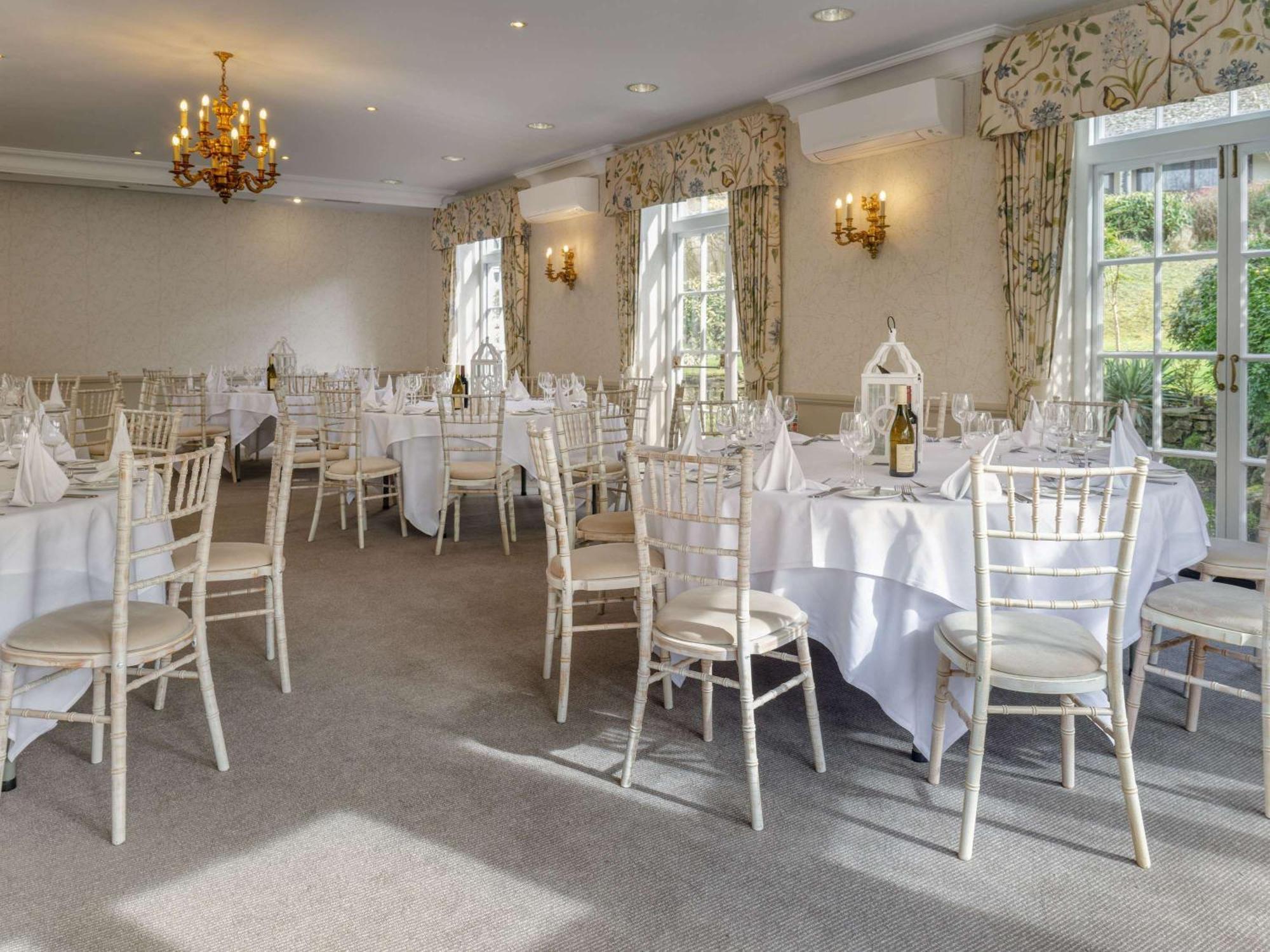 Sunday Box Hill Burford Bridge Hotel Dorking Ngoại thất bức ảnh