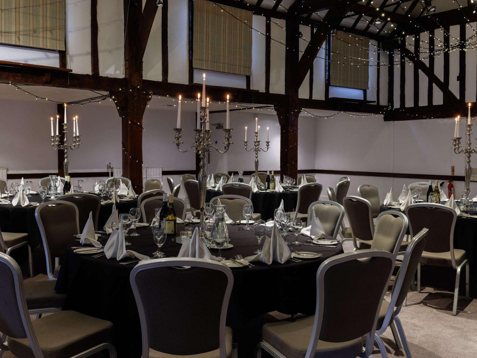 Sunday Box Hill Burford Bridge Hotel Dorking Ngoại thất bức ảnh