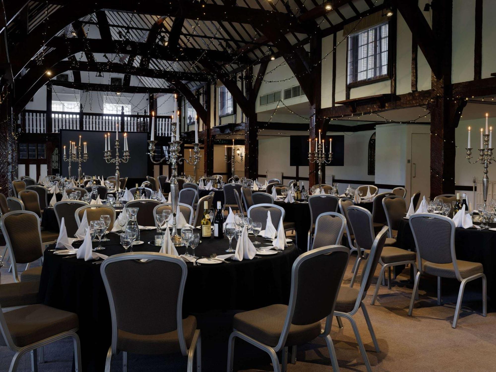 Sunday Box Hill Burford Bridge Hotel Dorking Ngoại thất bức ảnh