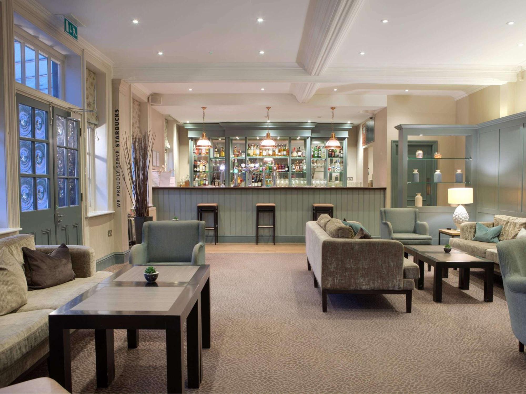 Sunday Box Hill Burford Bridge Hotel Dorking Ngoại thất bức ảnh